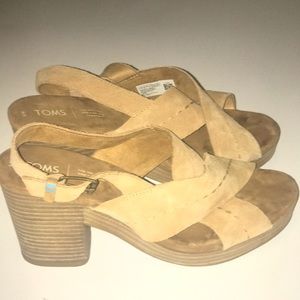 Toms suede platform sandals